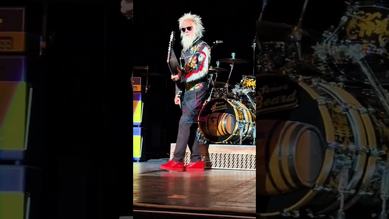 ZZ Top's Classic Guitar 🎸