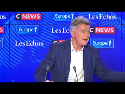 Débat Mélenchon/Zemmour : "Je n'aurais jamais débattu avec lui, ça a fait son lancement de campagne"