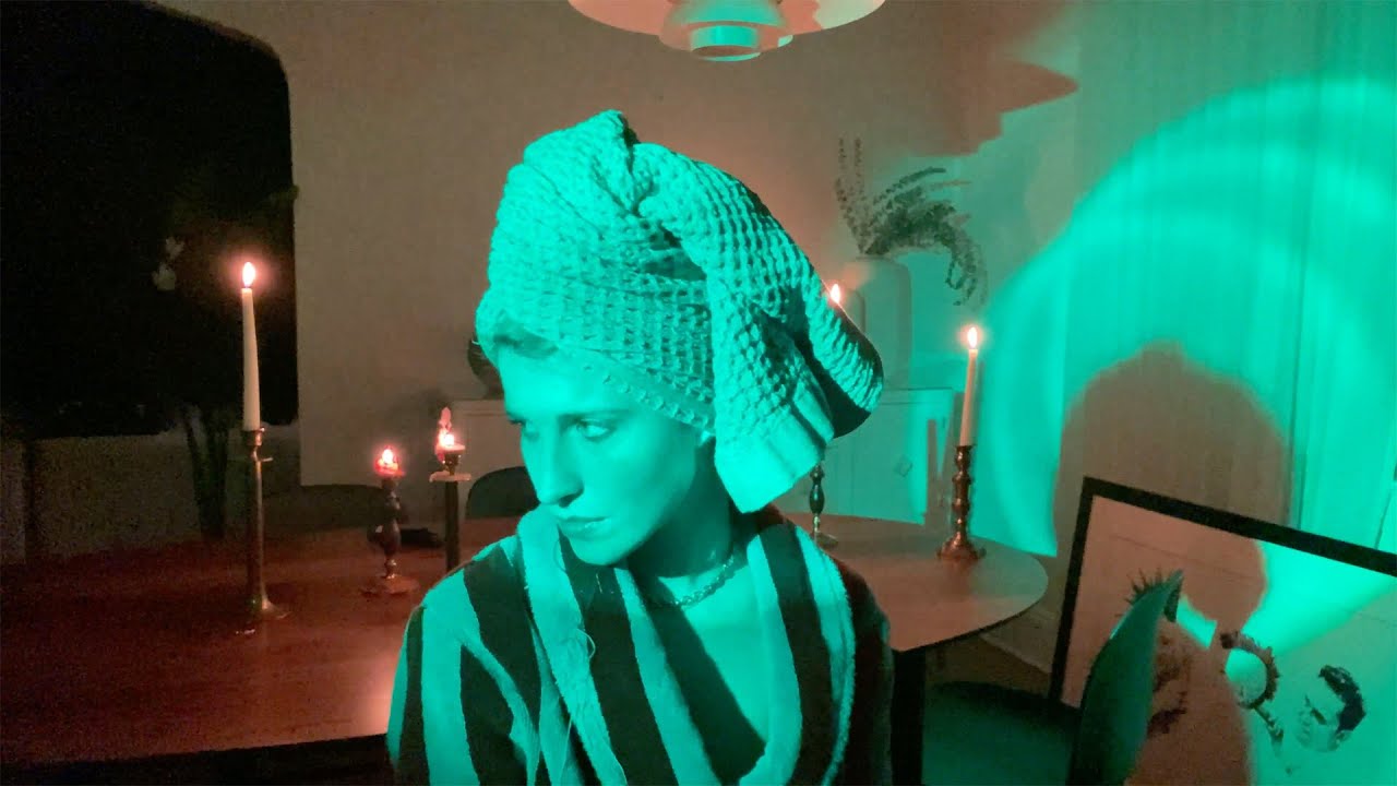 Hayley Williams Performs 'Teardrop' at The Ally Coalition's 7th Annual Talent Show