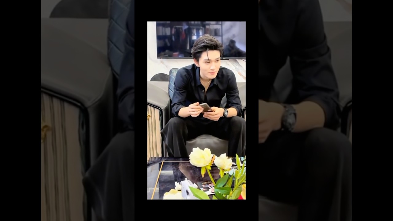 Discover Liang Si Wei: Rising Star in Chinese Dramas π¬