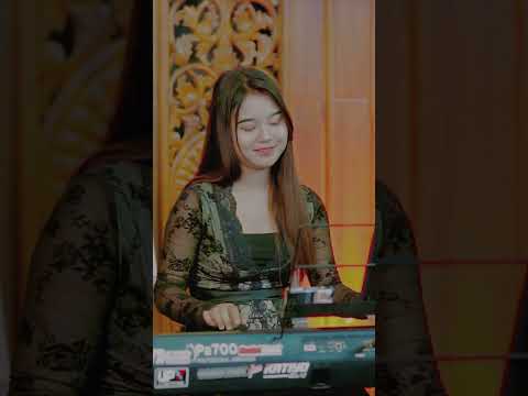KEYBOARNYA CEWEK CANTIK LAGI CEK SOUND DANGDUT