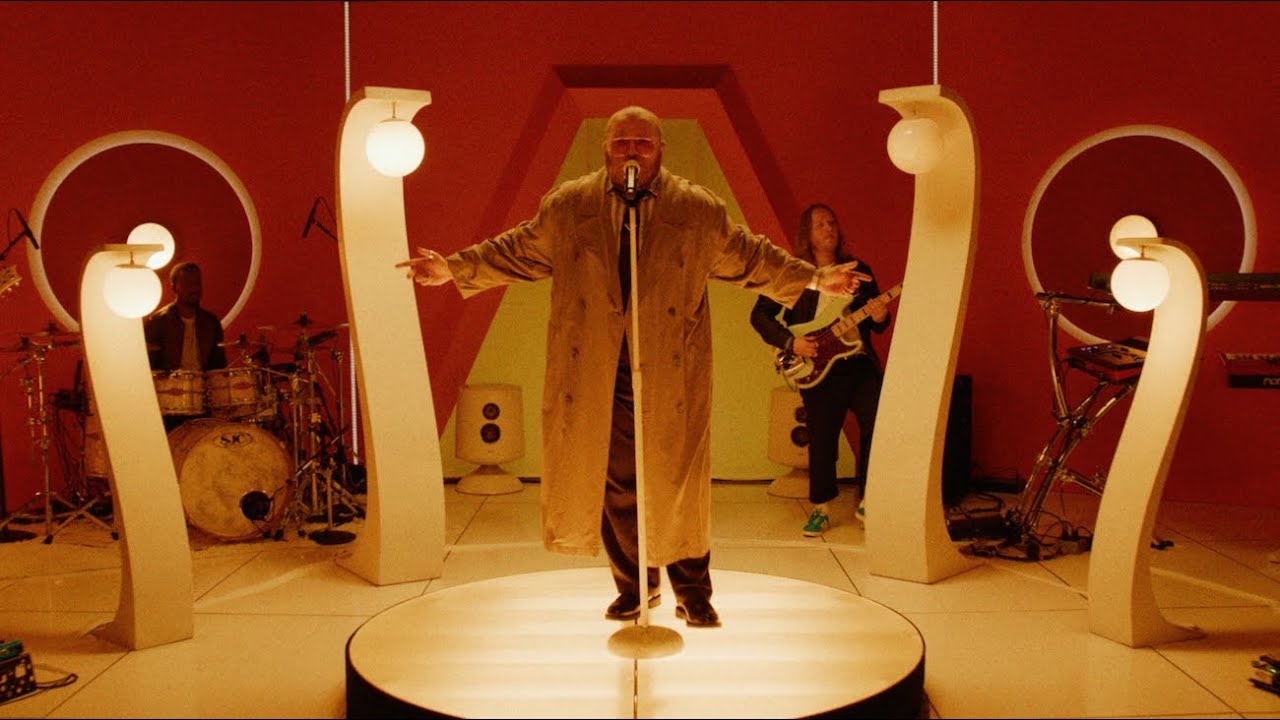 Teddy Swims Performs 'Lose Control' Live 🎤 | Pre-Order Vinyl & CD Now!