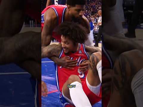 Kelly Oubre Jr. steal to power dunk and almost an injury😮