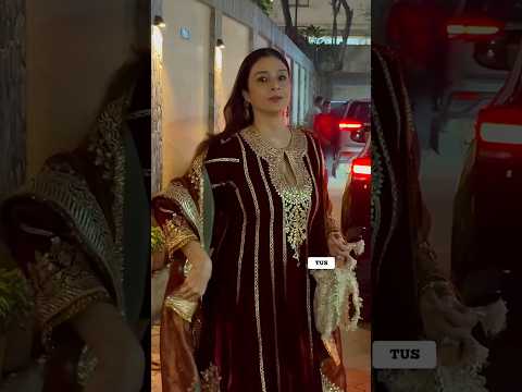Stunning Tabu🔥& Divya Dutta at Shabana Azmi’s Diwali✨party|The Unseen Shorts