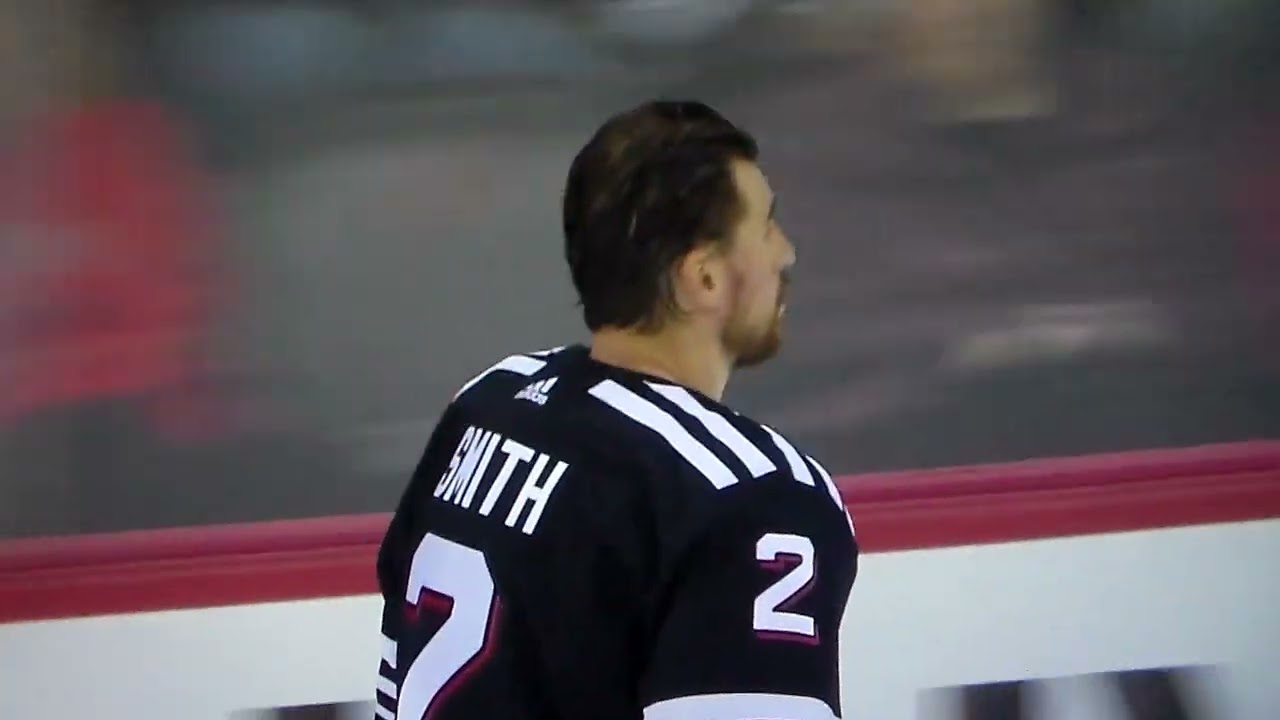 Epic NHL Fight: Brendan Smith (Devils) vs. Max Comtois (Ducks) 🏒