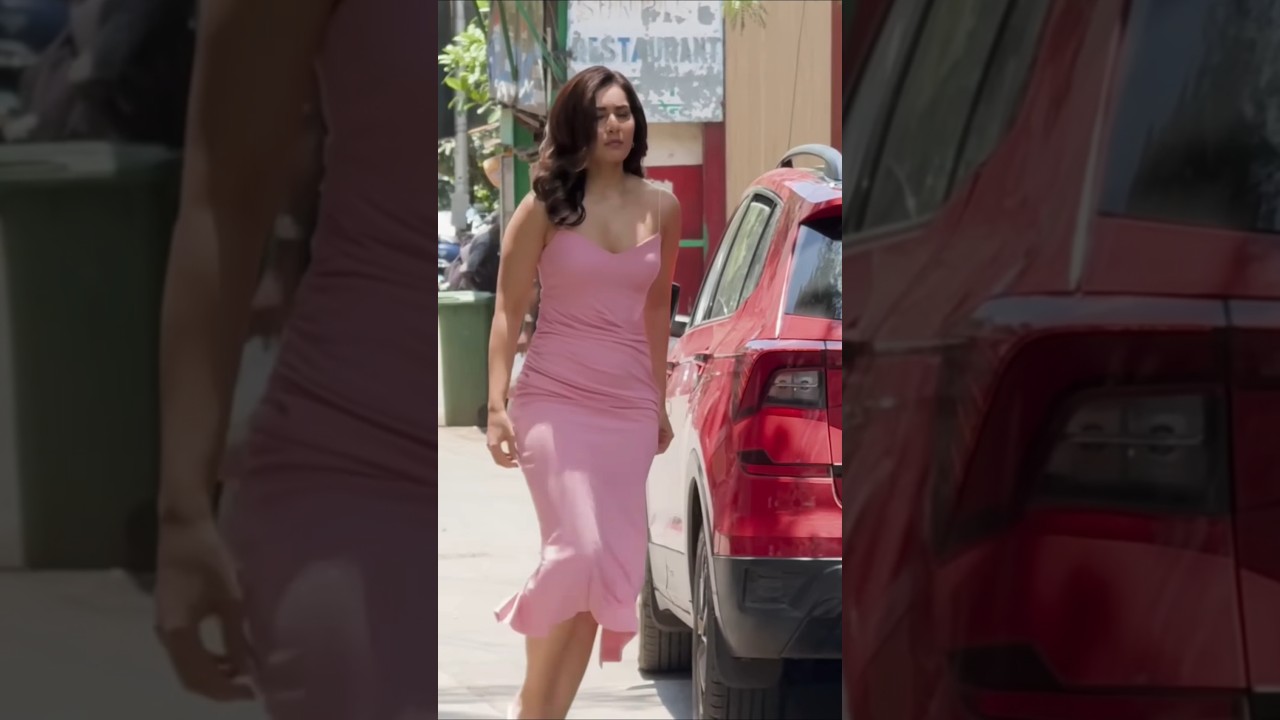 Who Is the Tallest Actress in Bollywood? 😲