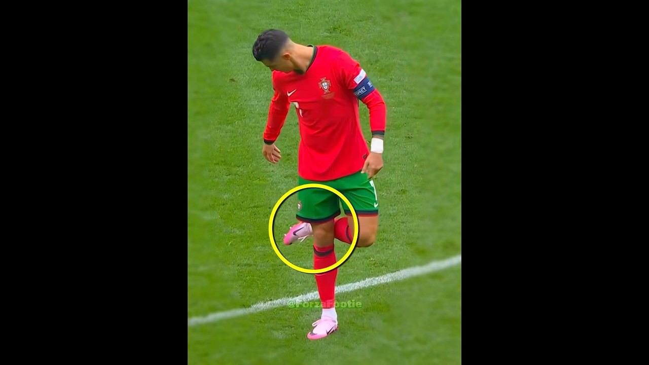 The Moment Ronaldo Switched Shoes and Stunned Everyone ⚽