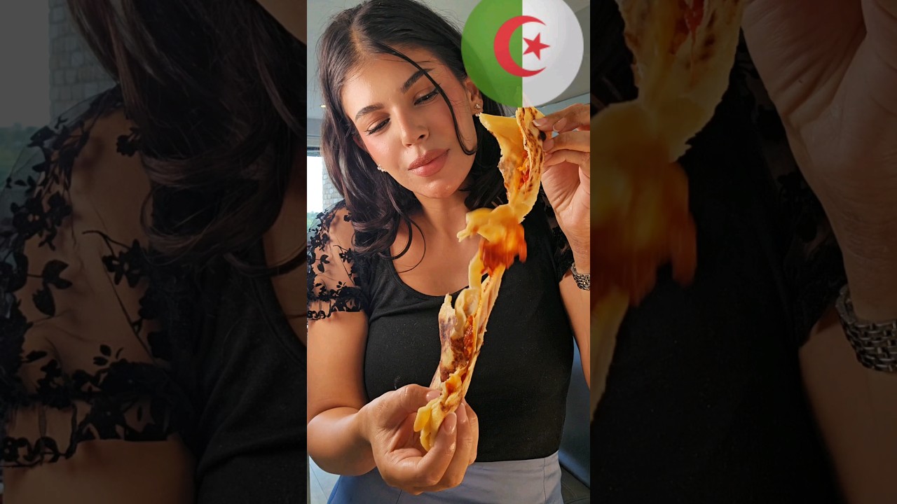 Algerian Food: Mhajeb Preparation