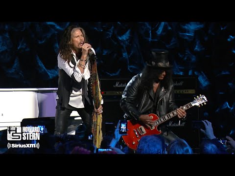 Steven Tyler, Slash, and Train âDream Onâ at the Howard Stern Birthday Bash (2014)