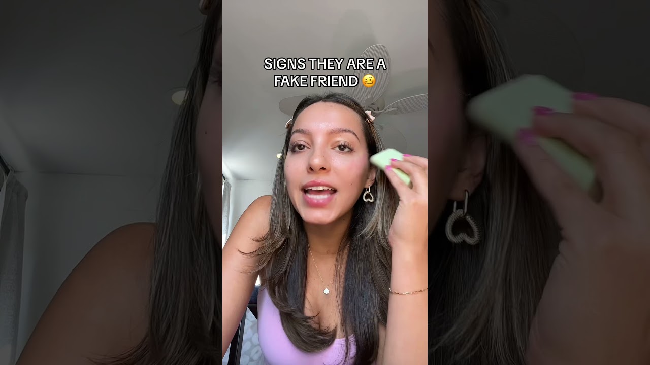 Signs of a Fake Friend π©