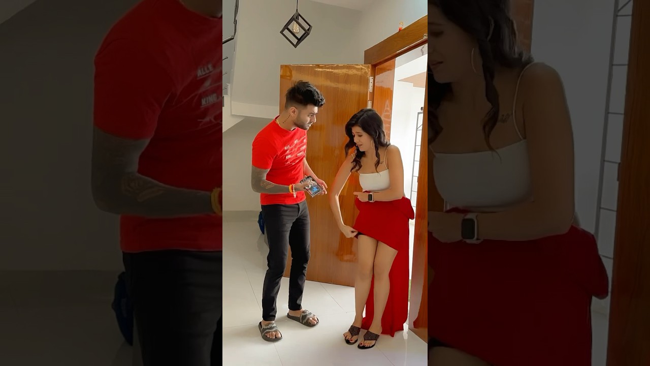 Sanskari Ladki 😜 | Fun & Relatable Shorts | Khwahish Gal #Shorts