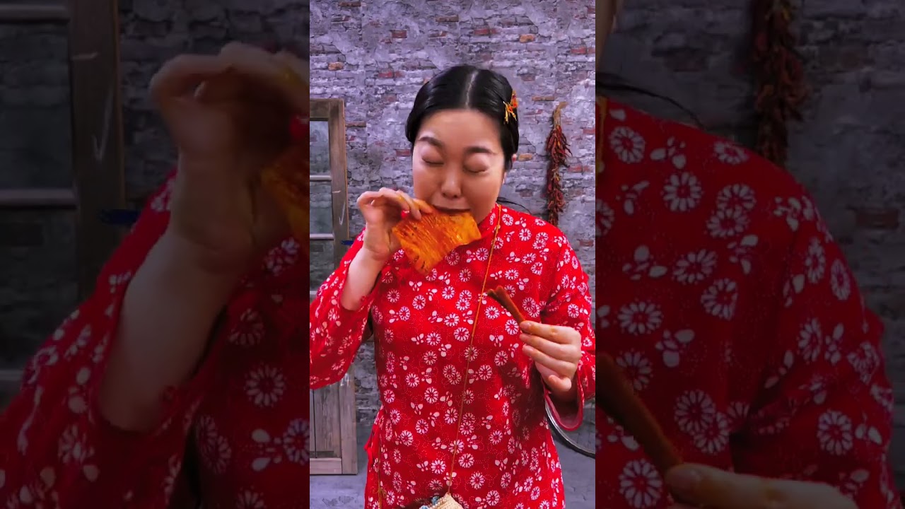 Nostalgic Chinese Warung Keeper's Funny Moments 🇨🇳