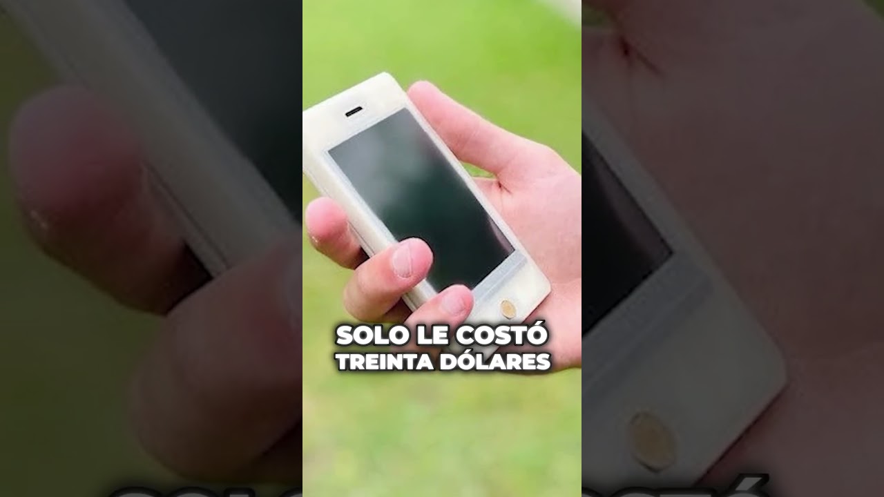 Un chico crea su propio teléfono celular por solo $30 viendo videos en youtube 😱🤔 #Shorts