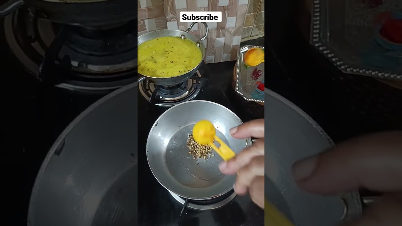 बची हुई कढ़ी को तड़का लगाकर फिर से ताजा बनाएं 🍲