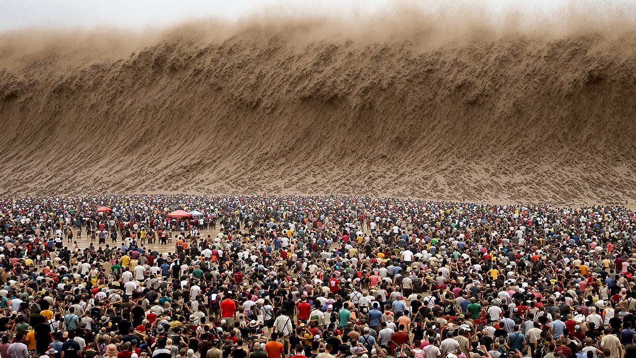 Seconds Before Disasters Caught on Camera 🚨