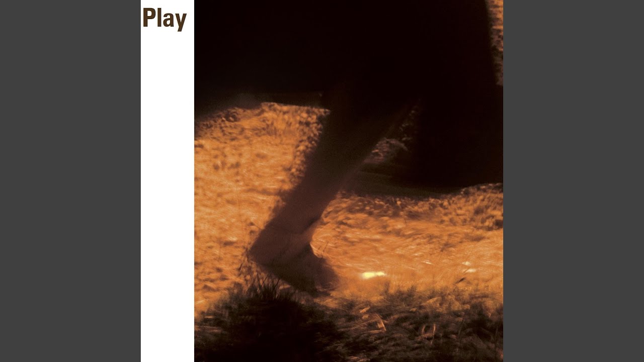 Astrakan Café by Max Castlunger 🎶