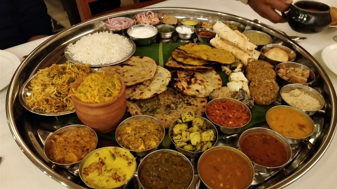 Largest Veg & Non-Veg Dara Singh Thali in Mumbai 🍽️