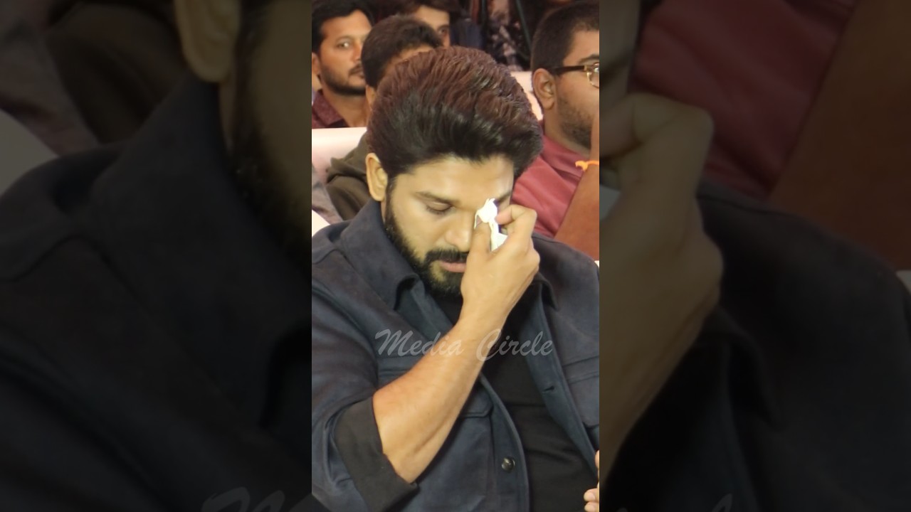 Allu Arjun's Emotional Moment at Pushpa 2 Thanks Meet 🌟