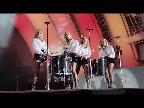 Rod Stewart Live at Hollywood Bowl: Young Turks 🎸