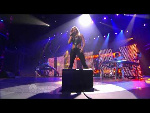 Shakira - She Wolf (America's Got Talent Finale 16-09-09).mkv