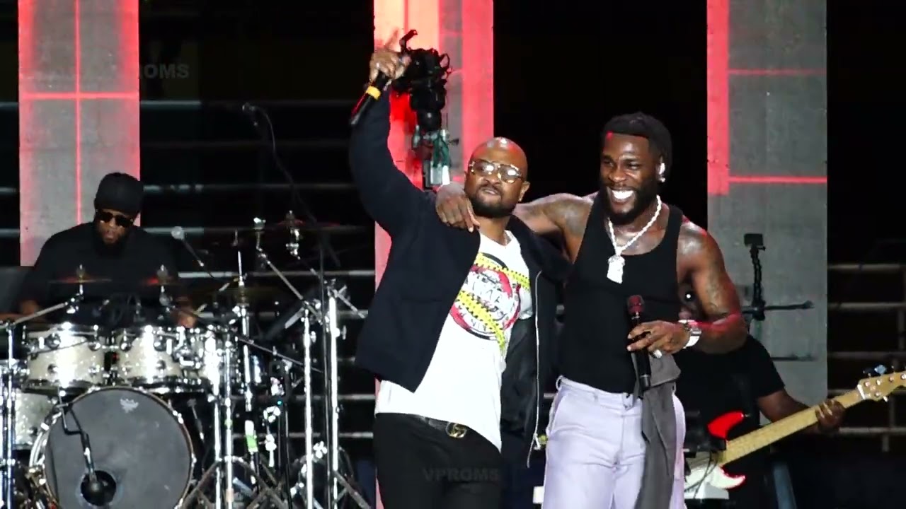Burna Boy Performs Live in Jamaica for Love Damini Tour 🎤