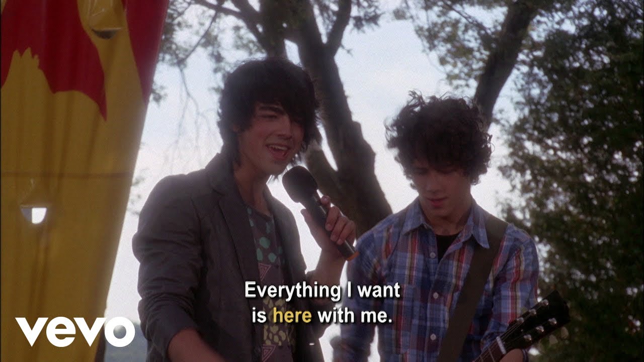 Jonas Brothers - Play My Music (Camp Rock) 🎶