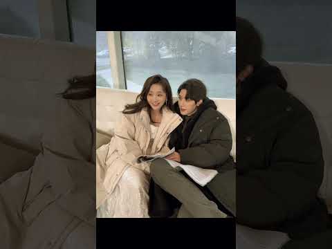 The way he's looking at her...😍🫣#bug59 #dramabox #drama #couple