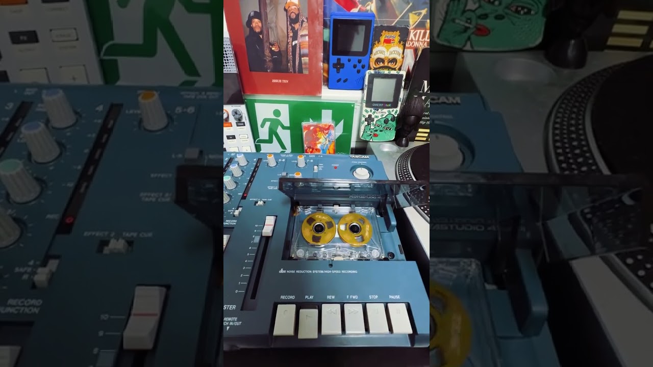 Tascam Portastudio 414: Compact Recording Studio