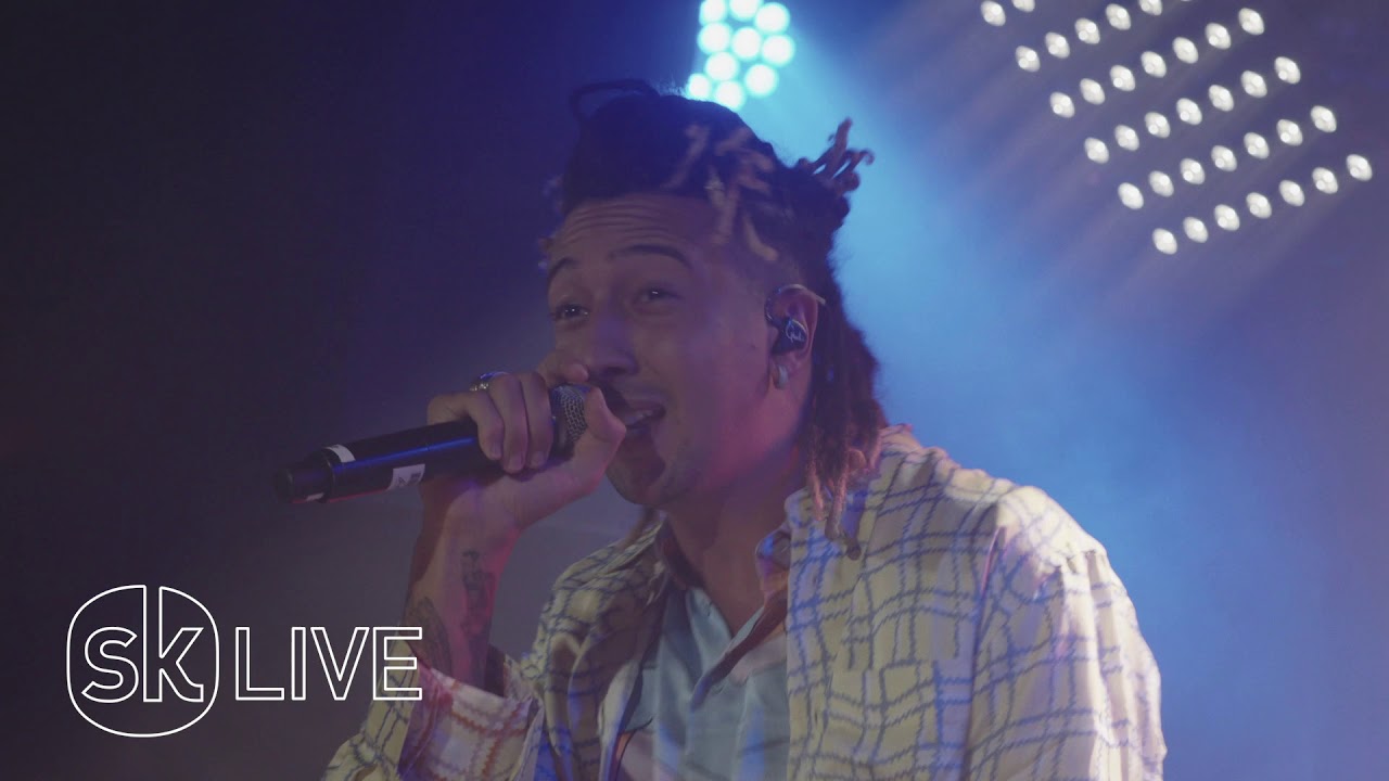 Ghali Live in Milan: Watch 'Turbococco' Performance 🎶