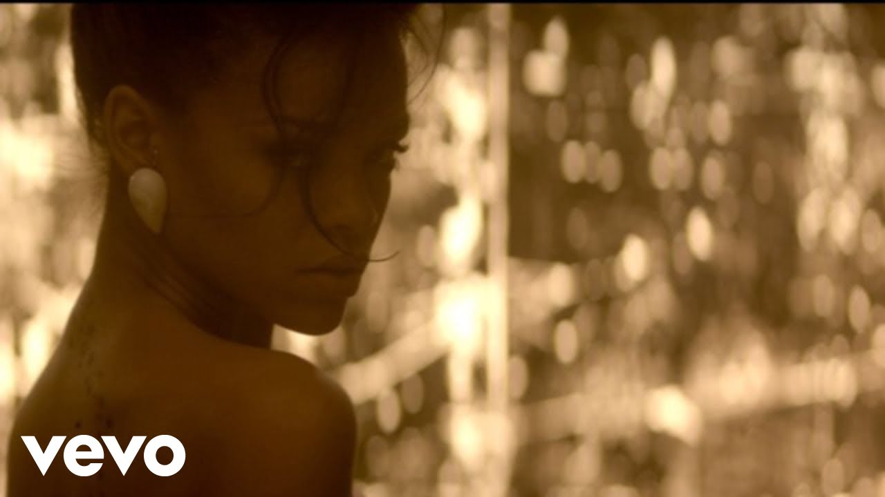Rihanna - Where Have You Been 🎶