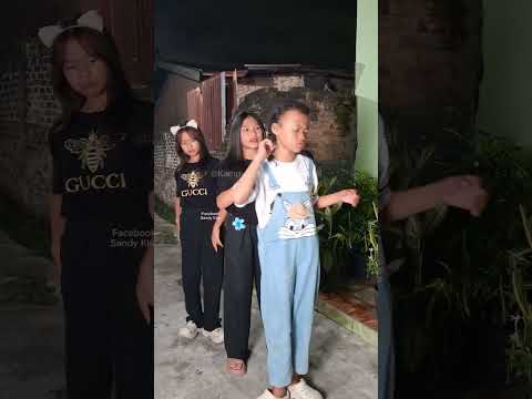 LISA KENA BATUNYA🤣🤣 #kampungkeramatofficial #viral #comedy #funny #shorts #drama #lucu