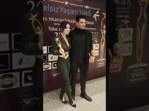 Kaan Urgancıoğlu & Pınar Deniz Ödül Aldı ( Engelsiz Yaşam Vakfı)