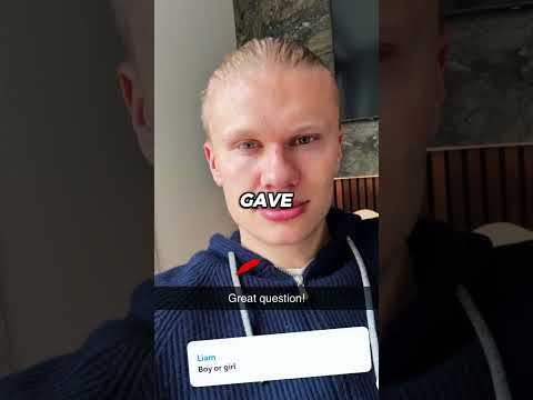 Haaland teaching Minecraft to his 0-year-old baby 🤣🎮