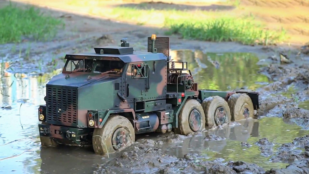 Insane 8x8 RC Monster Truck – Real Off-Road Test You Won’t Forget