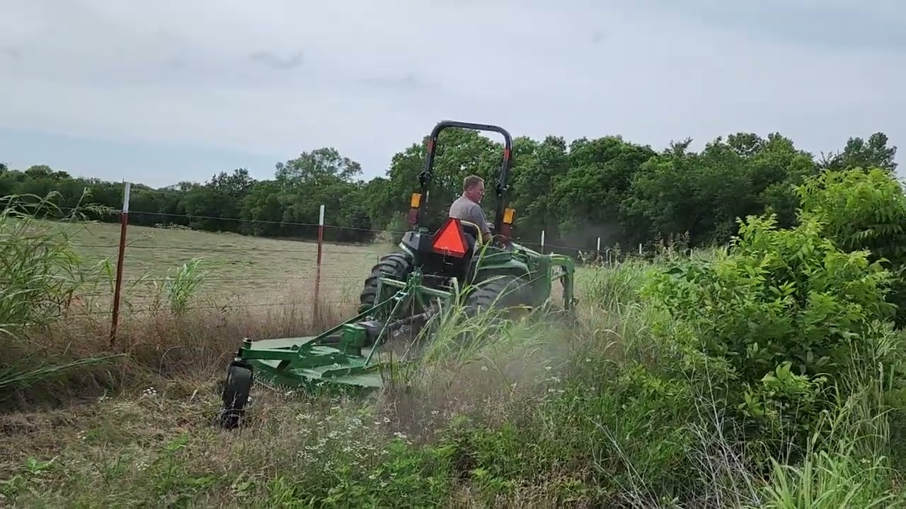 John Deere 3025E with RC2060 Mower