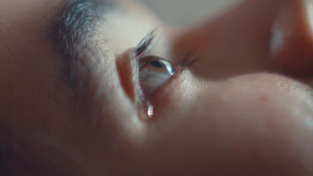 Mateus Asato - Cryin' 🎶 Official Music Video | Stunning Visuals & Soulful Music