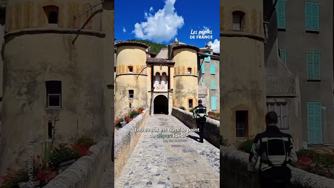 Le village médiéval le plus emblématique de France 🇫🇷