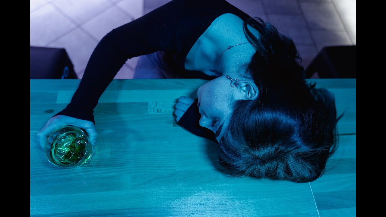 Ar yra riba, kai alkoholio poveikis tampa negrįžtamas? Sužinokite ekspertės nuomonę 🍷