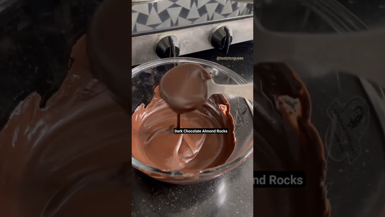 Irresistible Dark Chocolate Almond Rocks 🍫 – Delicious Recipe & Benefits