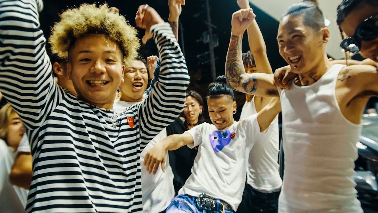 DADA - " HIT IT!!! " feat. AZU (Official Music Video)