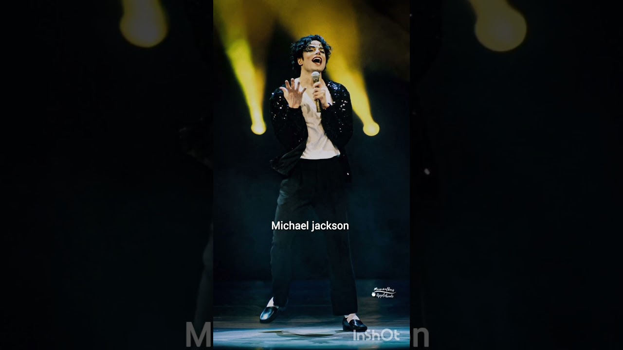 Guess Who Made Headlines at the Grammys? 🎤