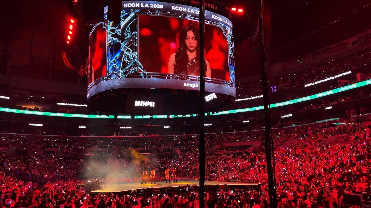 aespa - Whiplash @ KCON LA 2025 π€