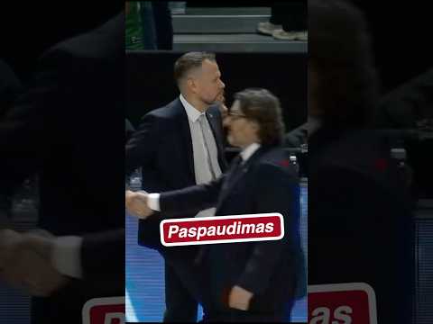 Ryto ir Žalgirio trenerių rankos paspaudimas :) #Rytas #Zalgiris #LKL