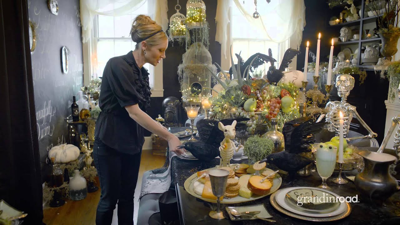 How to Decorate Your Halloween Table‬‬ | Grandin Road
