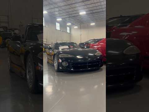 Clean 94 Dodge Viper RT-10 #racing #carshow #car #shorts