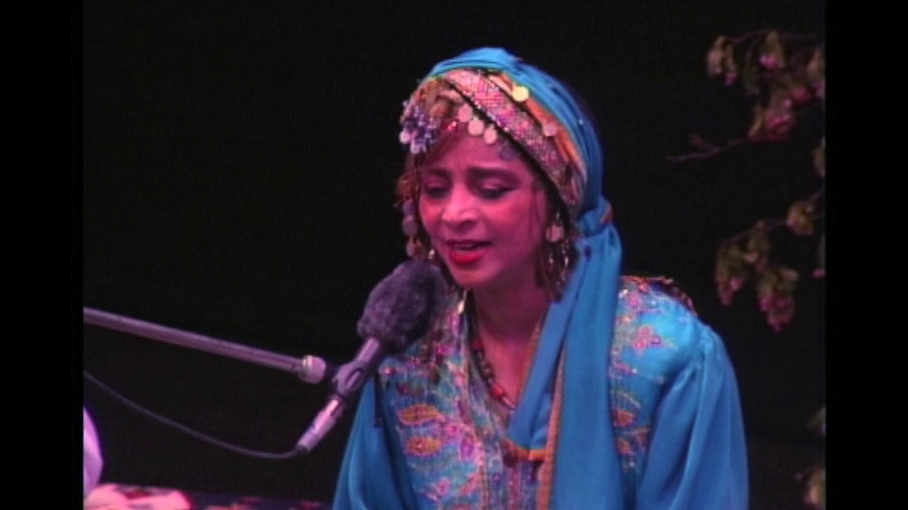 Sima Bina's Majnoon Folk Music of Birjand 🎶