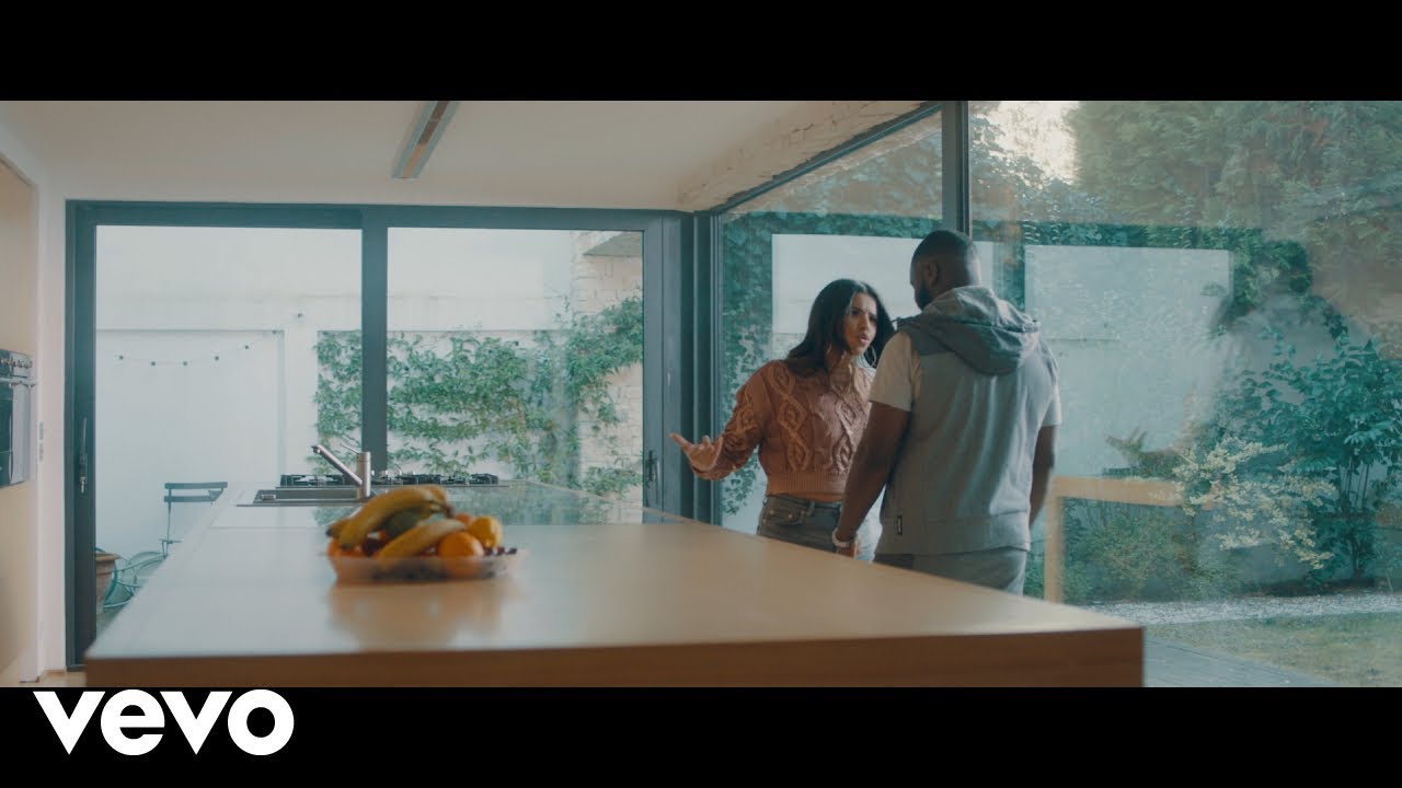 Abou Debeing & Imen Es Drop New Hit 'C'est Mort' 🎶 - Watch the Official Music Video!