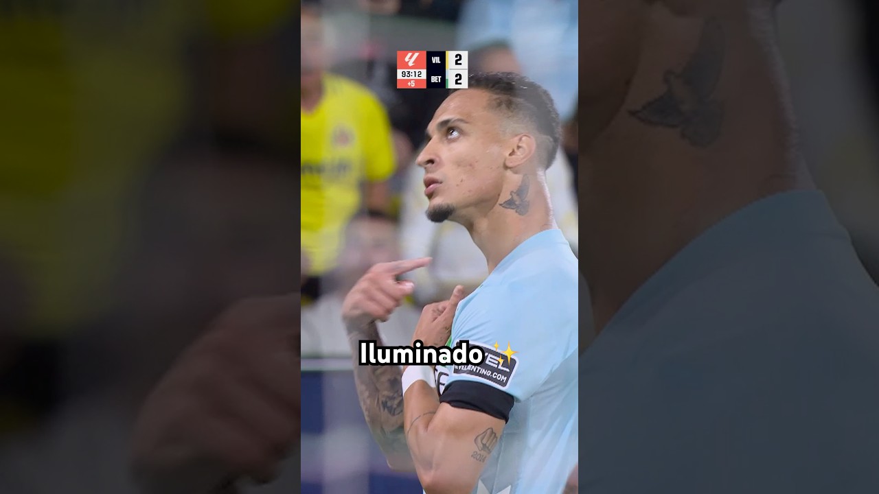 Antony Scores Twice to Tie the Match! ⚽️