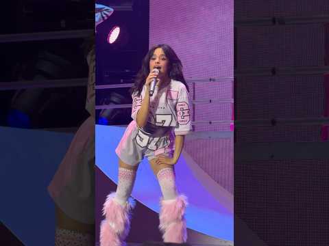 Camila Cabello performing ‘Havana’ live in Atlanta. 💕