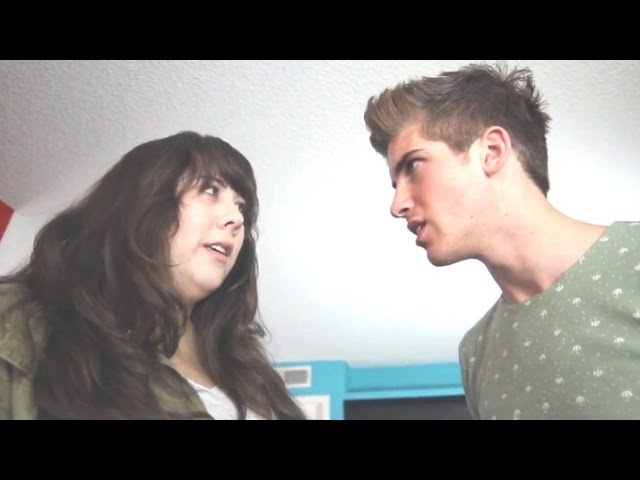 Joey Graceffa Trolls Stacyplays & Friends in Hilarious Minecraft Moments 🎮